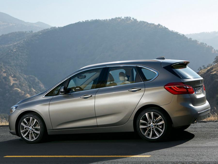  BMW 225i Active Tourer 2014 года  (фото 7 из 30)
